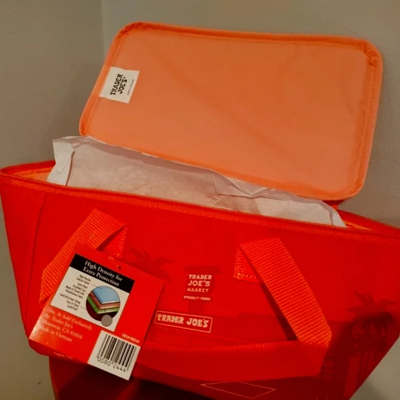 Trader Joe’s Mini Insulated Tote Bag - Picture 2 of 3
